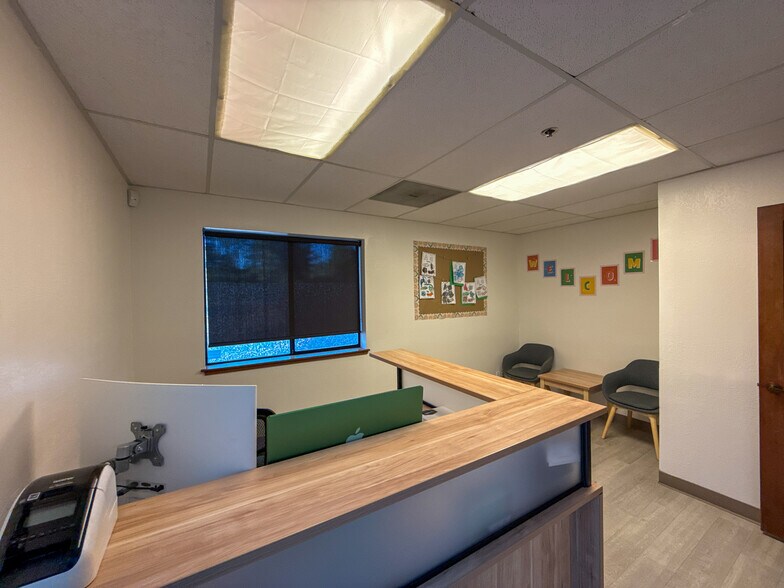 More Photos Of 101 Wikiup Dr, Santa Rosa Office For Sale