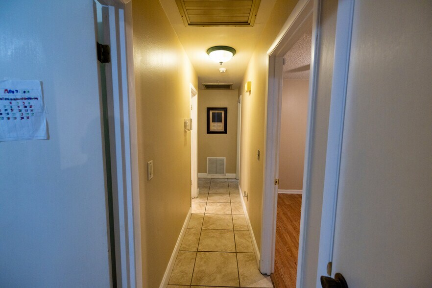 More Photos Of 7128 Wrenwood Cir, Tampa Rehabilitation Center For Sale