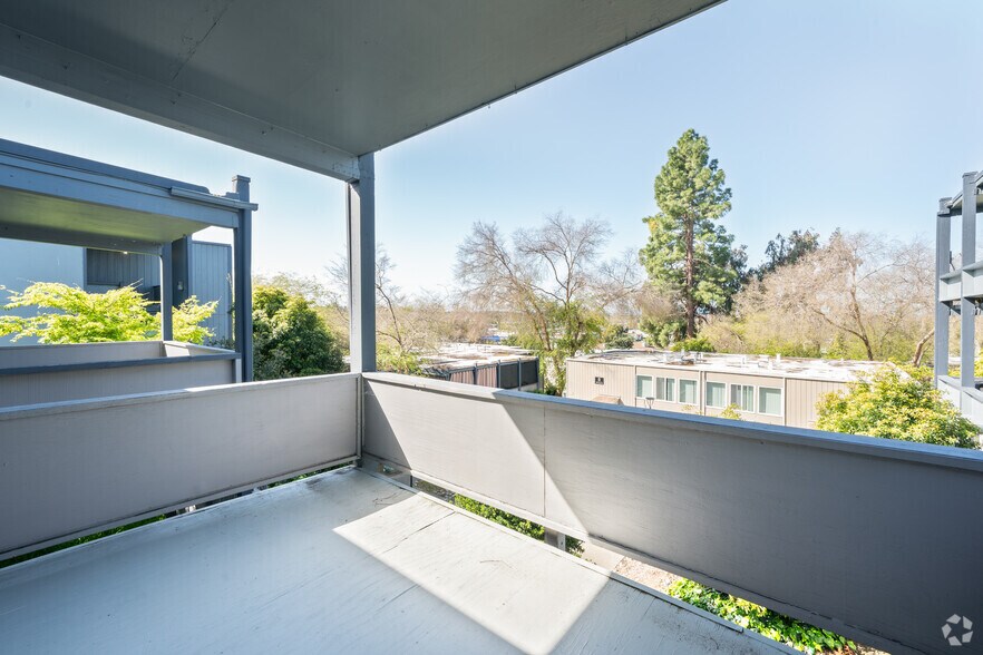 More Photos Of 201 Avian Dr, Vallejo Apartments For Sale
