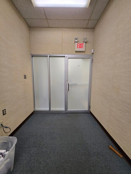 More Photos Of 1104 Fernwood Ave, Camp Hill Office For Lease