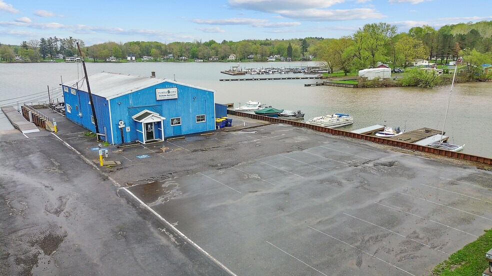 More Photos Of 356 King St, Fair Haven Marina For Sale