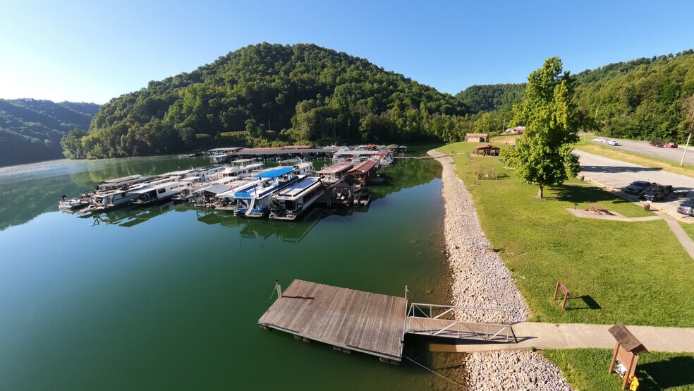 More Photos Of 217 Big Smith Br, Sassafras Marina For Sale