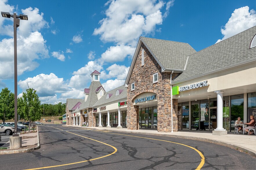 More Photos Of 2700-2870 Shelly Rd, Harleysville Unknown For Lease