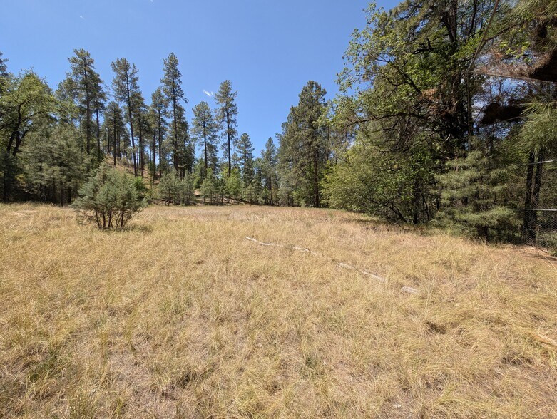 More Photos Of 101 Marapai Rd, Prescott Specialty For Sale