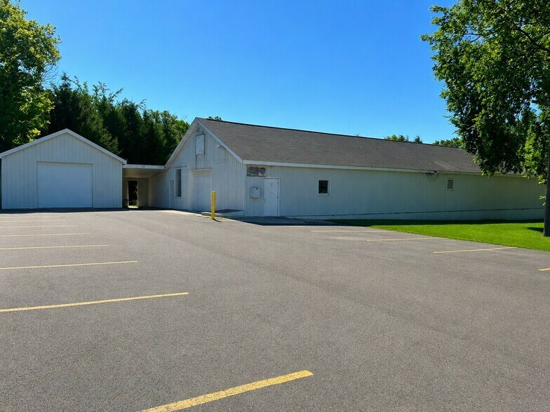 More Photos Of 4180 Gleaner Hall Rd, Ann Arbor Warehouse For Lease