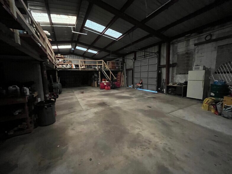 More Photos Of 3500 Governor Printz Blvd, Wilmington Warehouse For Sale