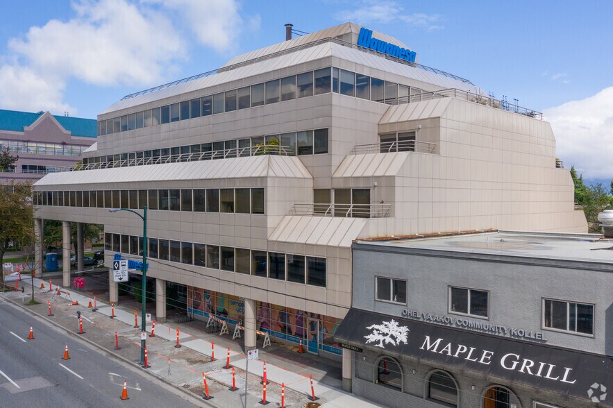 More Photos Of 1985 W Broadway, Vancouver Office For Lease