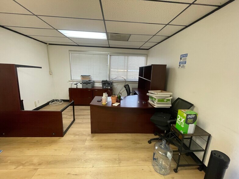 More Photos Of 135 Civic Center Dr, National City Office For Lease