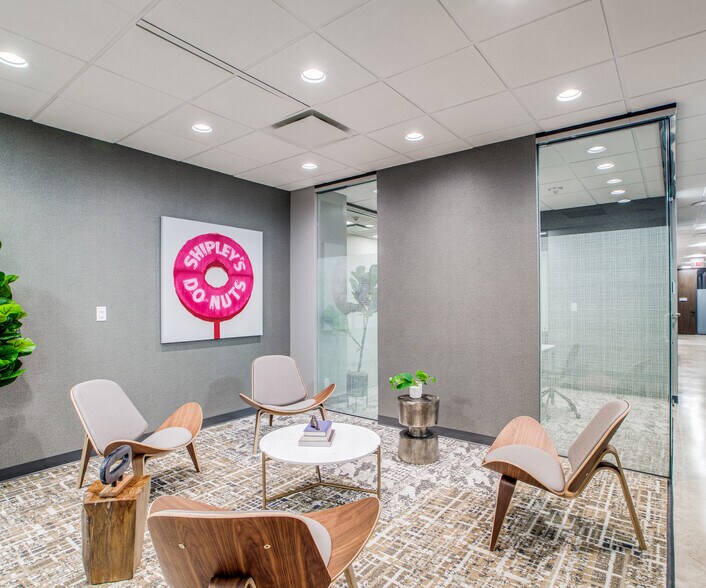 More Photos Of 16770 Imperial Valley Dr, Houston Coworking Space