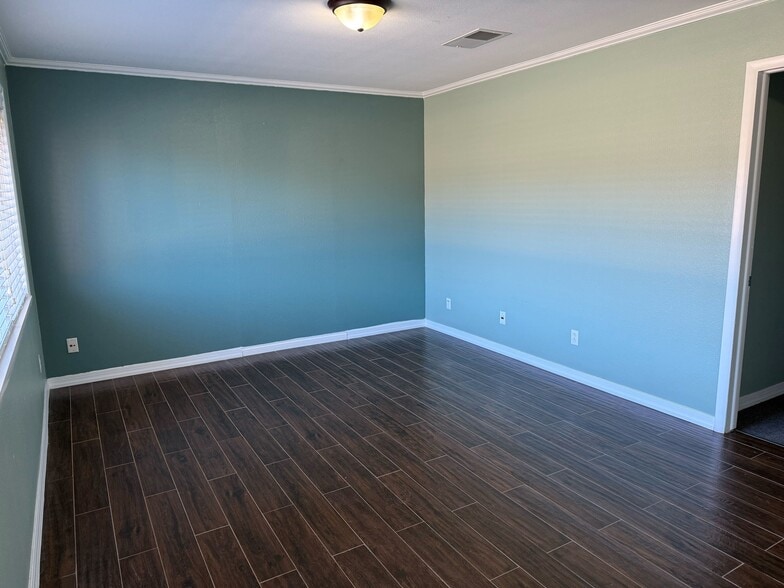 More Photos Of 220 N Greenwood Ave, Fort Smith Office For Lease