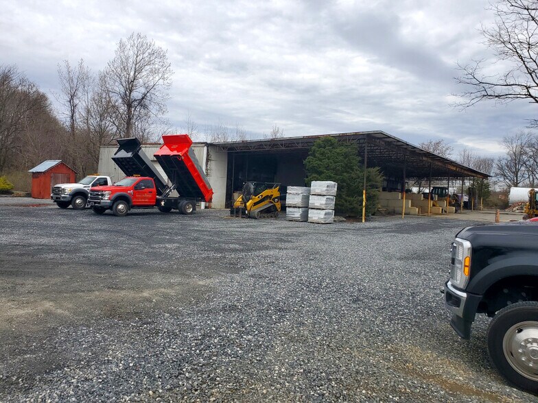 More Photos Of 1388 Main St, Bath Land For Sale