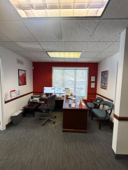 More Photos Of 10 Grove St, Pittsford Office For Lease