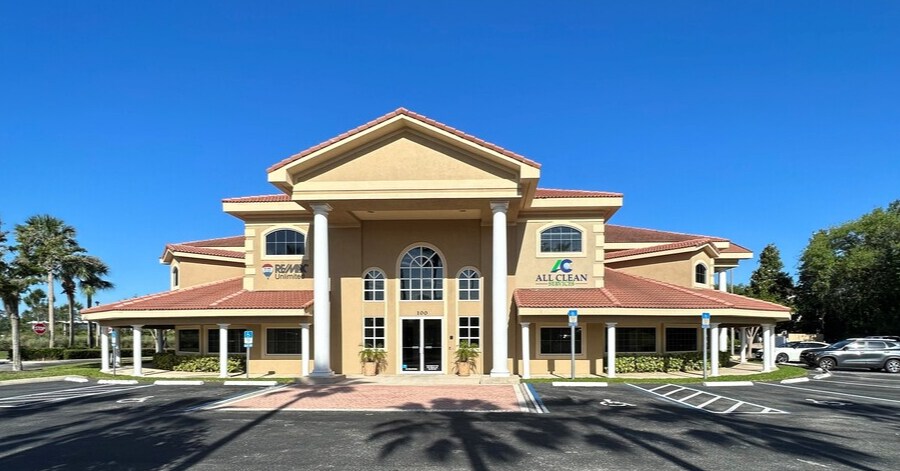 More Photos Of 100 Corridor Rd S, Ponte Vedra Beach Office For Lease