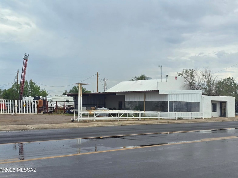 More Photos Of 440 N Haskell Ave, Willcox Service For Sale