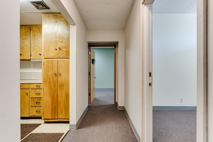 More Photos Of 545-575 Holly St, Junction City Storefront Retail Office For Lease