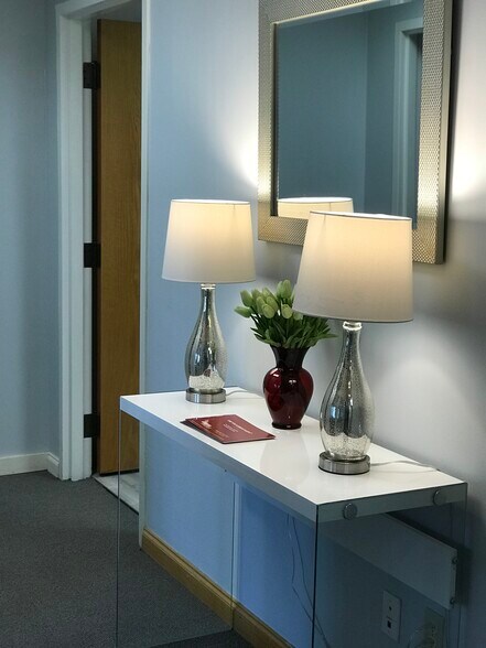 More Photos Of 100 2nd Ave N, Saint Petersburg Office For Lease