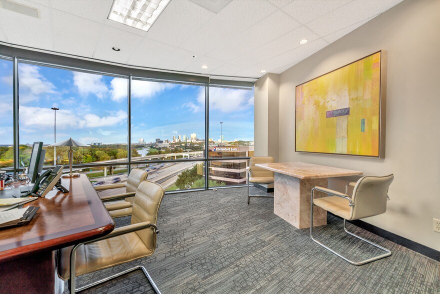 More Photos Of 1320 S University Dr, Fort Worth Office For Lease