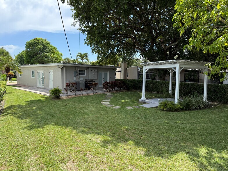 More Photos Of 517 Lancaster St, Boca Raton Office Residential For Sale