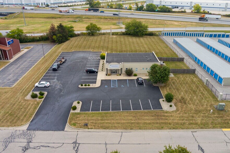 More Photos Of 2134 Holiday Ln, Franklin Medical For Sale