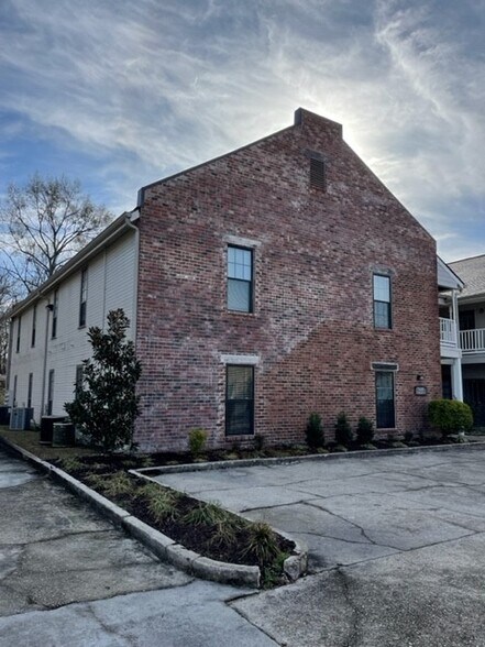 More Photos Of 5637 Superior Dr, Baton Rouge Office For Lease