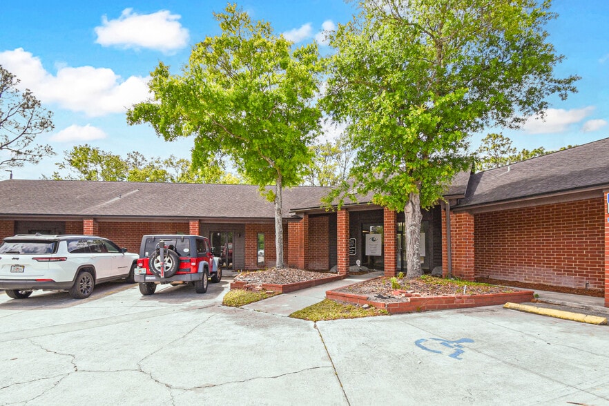 More Photos Of 1840 Dunn Ave, Jacksonville Medical For Lease