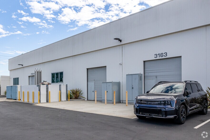More Photos Of 3159-3169 Red Hill Ave, Costa Mesa Warehouse For Lease