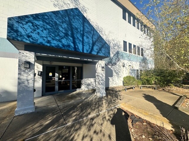 More Photos Of 1011 Old Salem Rd, Greensburg Office For Sale