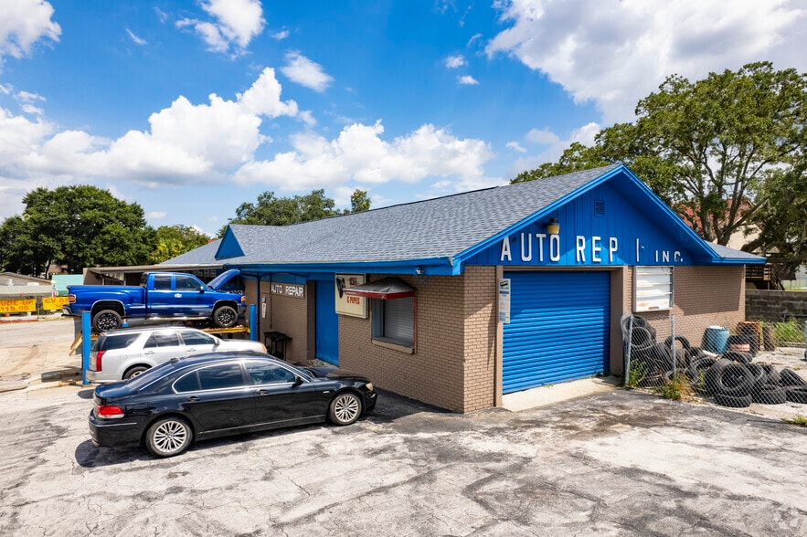 More Photos Of 2201 E Busch Blvd, Tampa Auto Repair For Sale