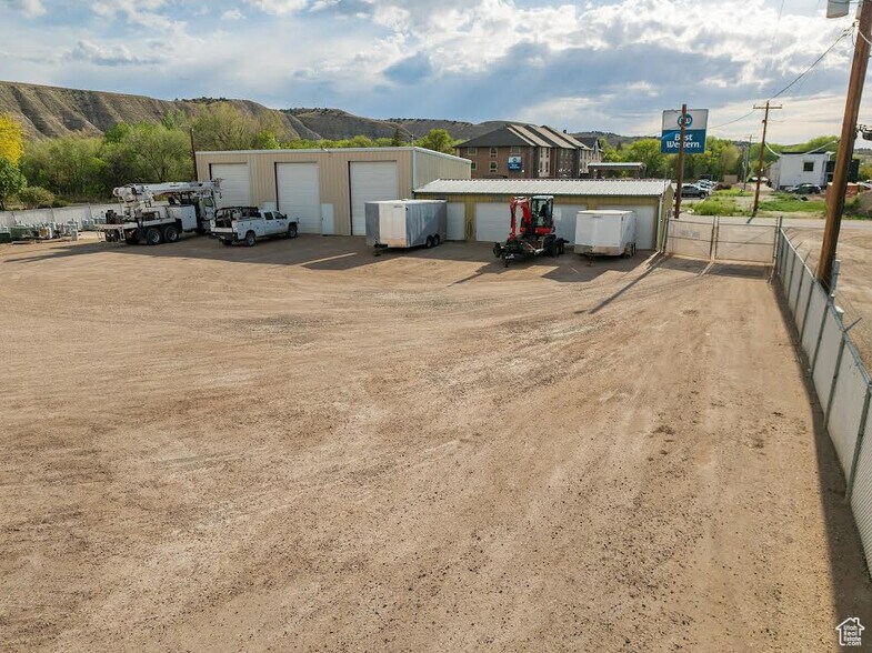 More Photos Of 50 50 400 W St st, Duchesne Office Residential For Sale