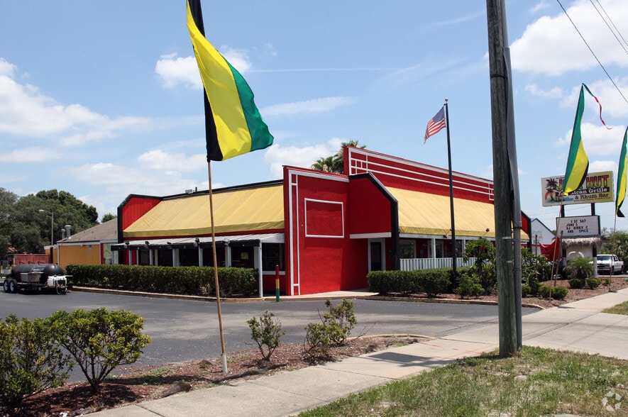 More Photos Of 926 E Fowler Ave, Tampa General Retail For Lease