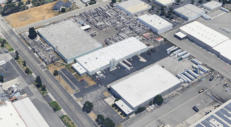 More Photos Of 1493 E San Bernardino Ave, San Bernardino Manufacturing For Lease