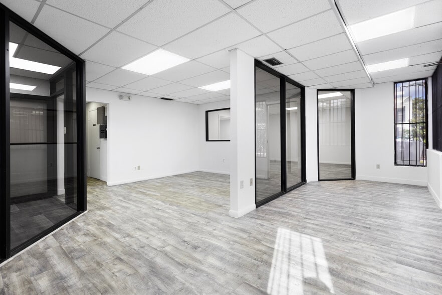 More Photos Of 1740-1742 NW 93rd Ave, Miami Warehouse For Lease