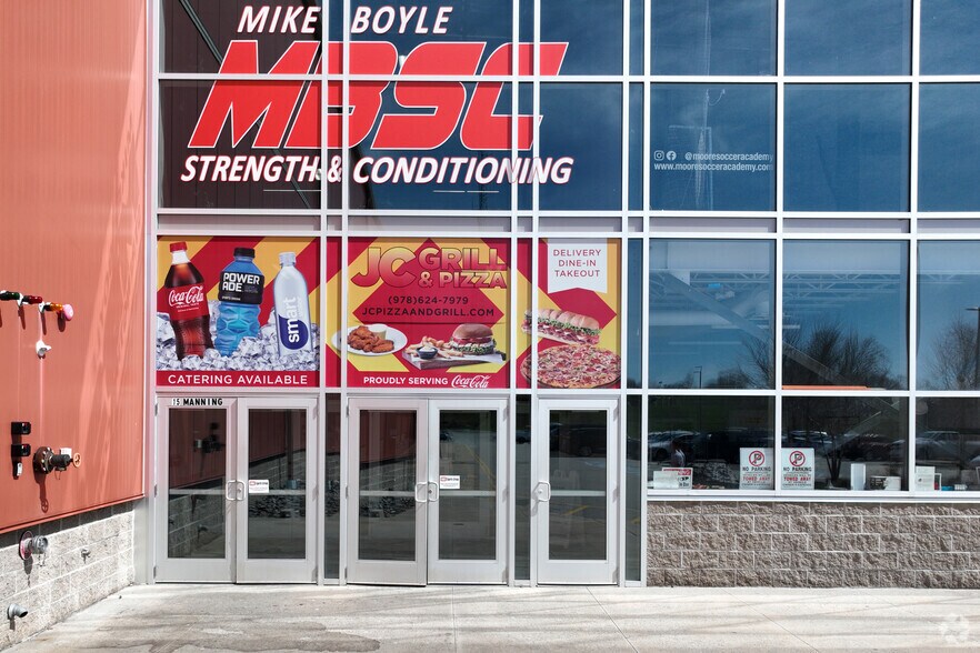 More Photos Of 15 Manning Ave, Middleton Sports And Entertainment For Lease