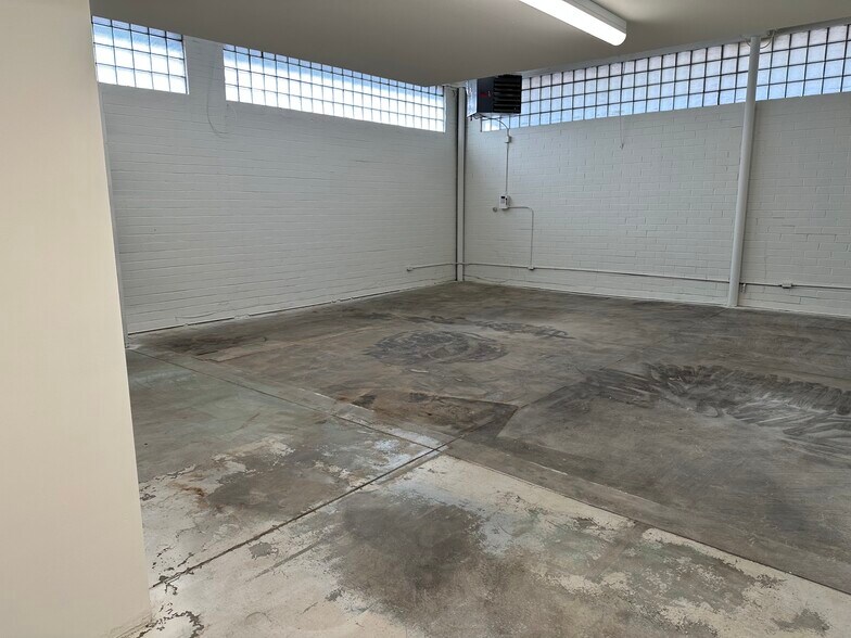 More Photos Of 622 W 1st St, Julesburg Auto Dealership For Sale
