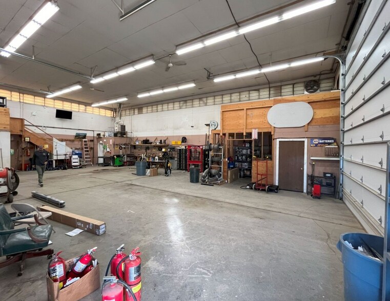More Photos Of 13521 E Trent Ave, Spokane Light Distribution For Lease