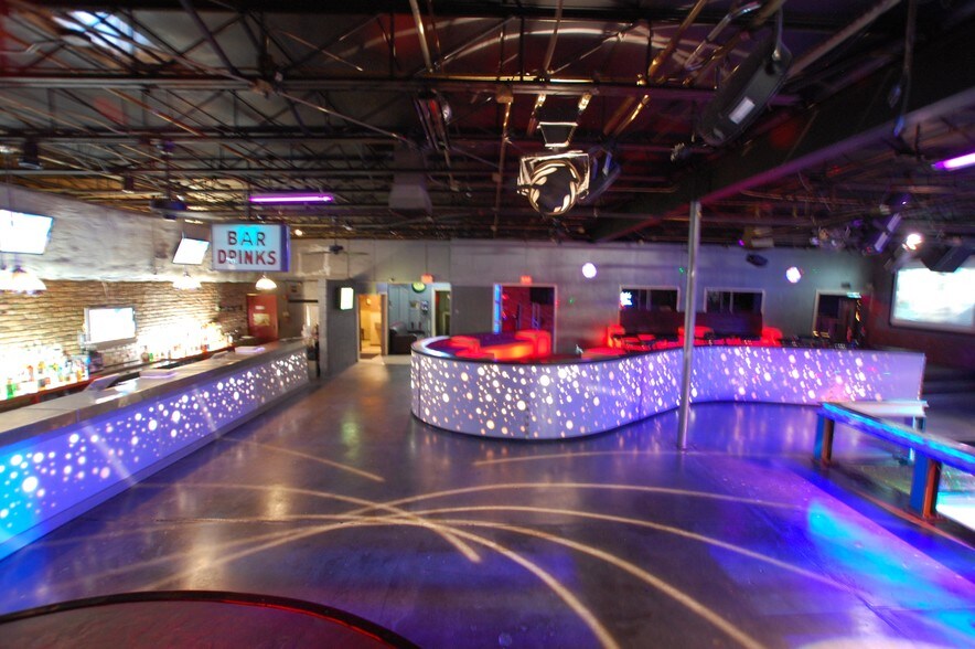 More Photos Of 2211 Marsha Sharp Fwy, Lubbock Freestanding For Sale