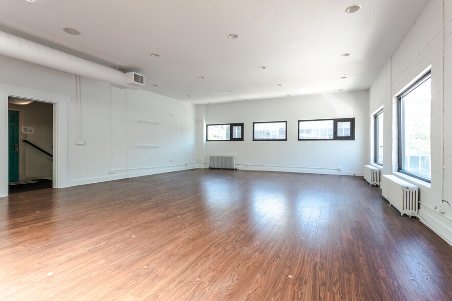 More Photos Of 1070 Bannock St, Denver Storefront Retail Office For Lease