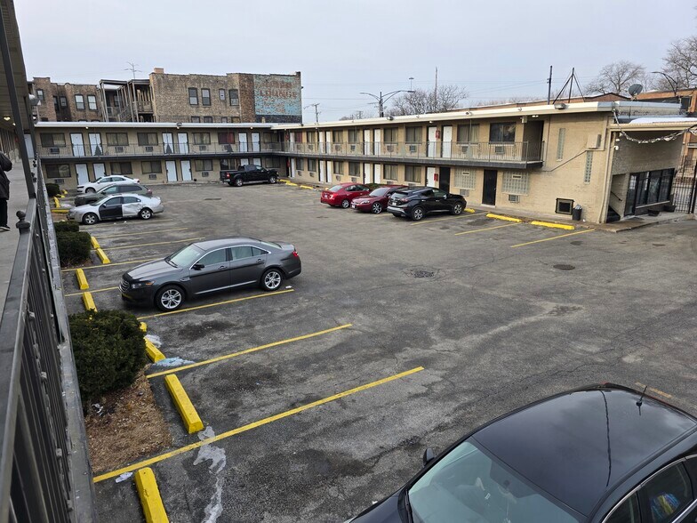 More Photos Of 6535 S King Dr, Chicago Hotel For Sale