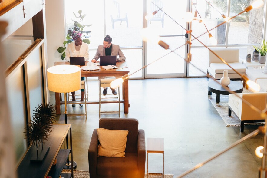 More Photos Of 695 Pylant St, Atlanta Office For Lease