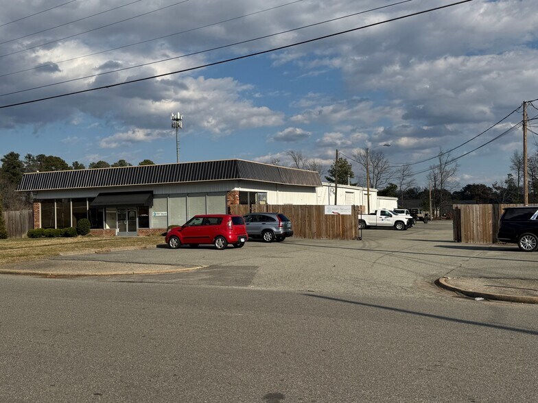 Primary Photo Of 8615 Telegraph Rd, Glen Allen Warehouse For Lease