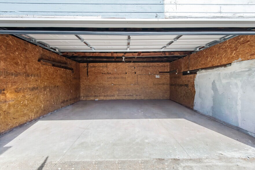 More Photos Of 91 5th Ave, Redwood City Showroom For Sale