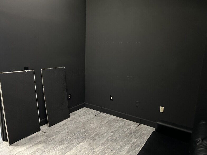 More Photos Of 4300 S Highway 27, Clermont Storefront Retail Office For Lease