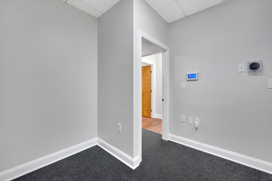 More Photos Of 20808 N Main St, Cornelius Medical For Lease