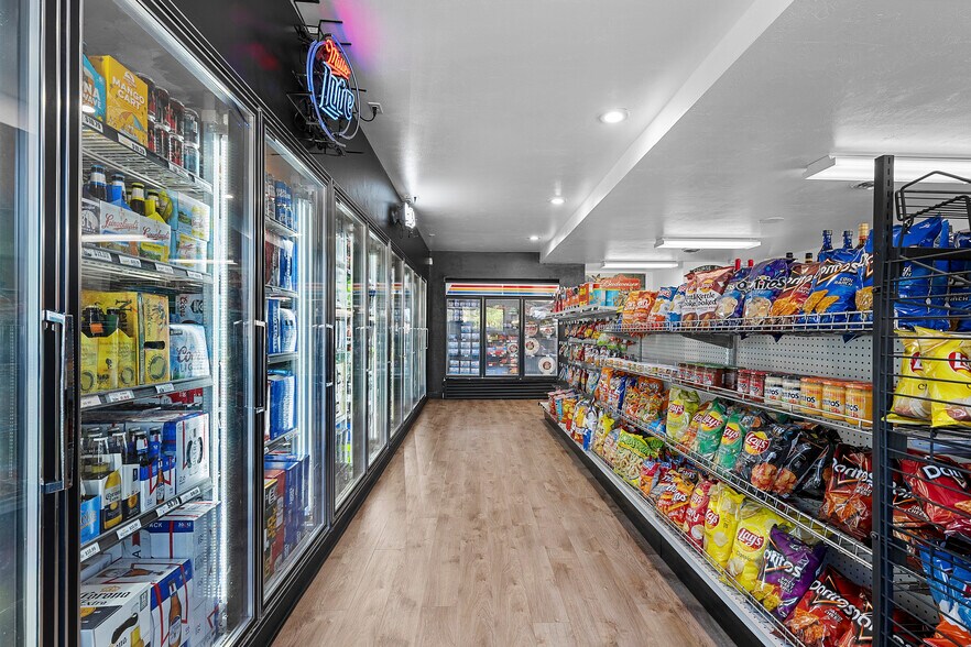 More Photos Of 15376 County Highway W, Crivitz Convenience Store For Sale