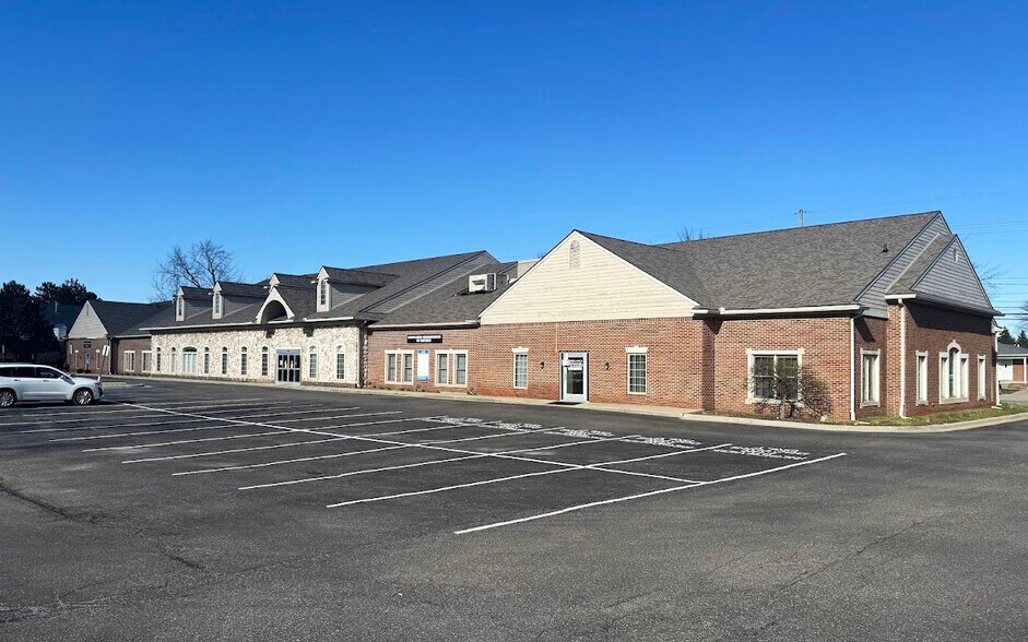 More Photos Of 24715 Little Mack Ave, Saint Clair Shores Medical For Lease