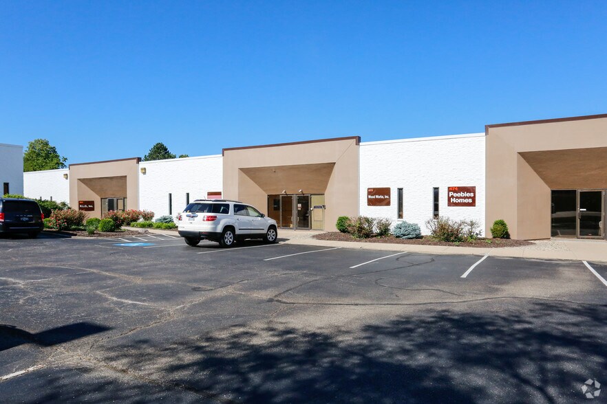 More Photos Of 432-484 Windsor Park Dr, Dayton Unknown For Lease