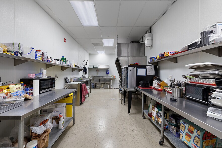 More Photos Of 9334 North River Rd, Algonac Congregate Senior Housing For Sale