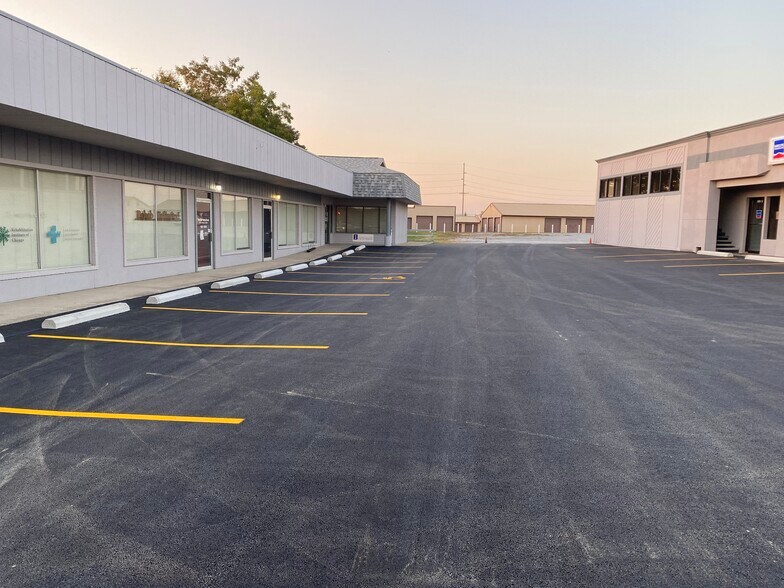 More Photos Of 515 E Vienna St, Anna Medical For Lease