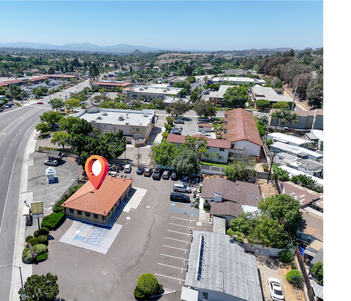 More Photos Of 1235 S Mission Rd, Fallbrook Restaurant For Lease