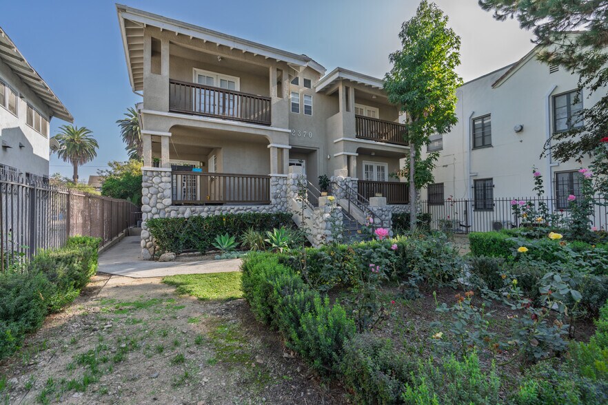 More Photos Of 2370 Portland St, Los Angeles Apartments For Sale